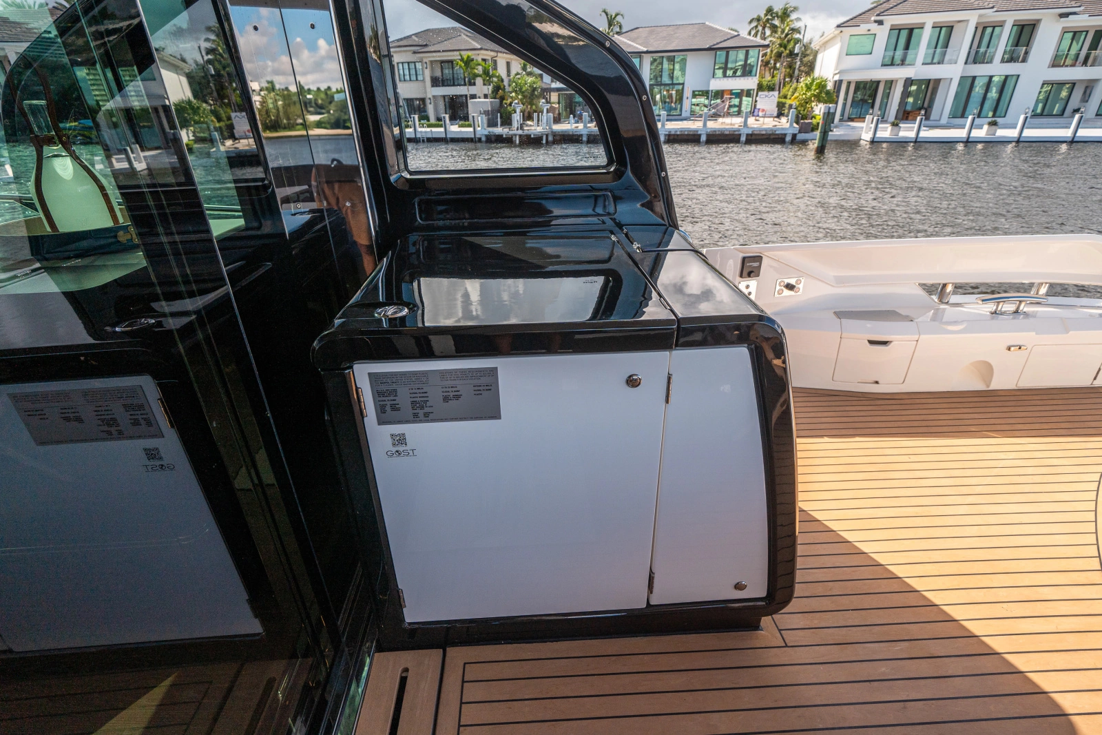 2022 Sunseeker Predator 65