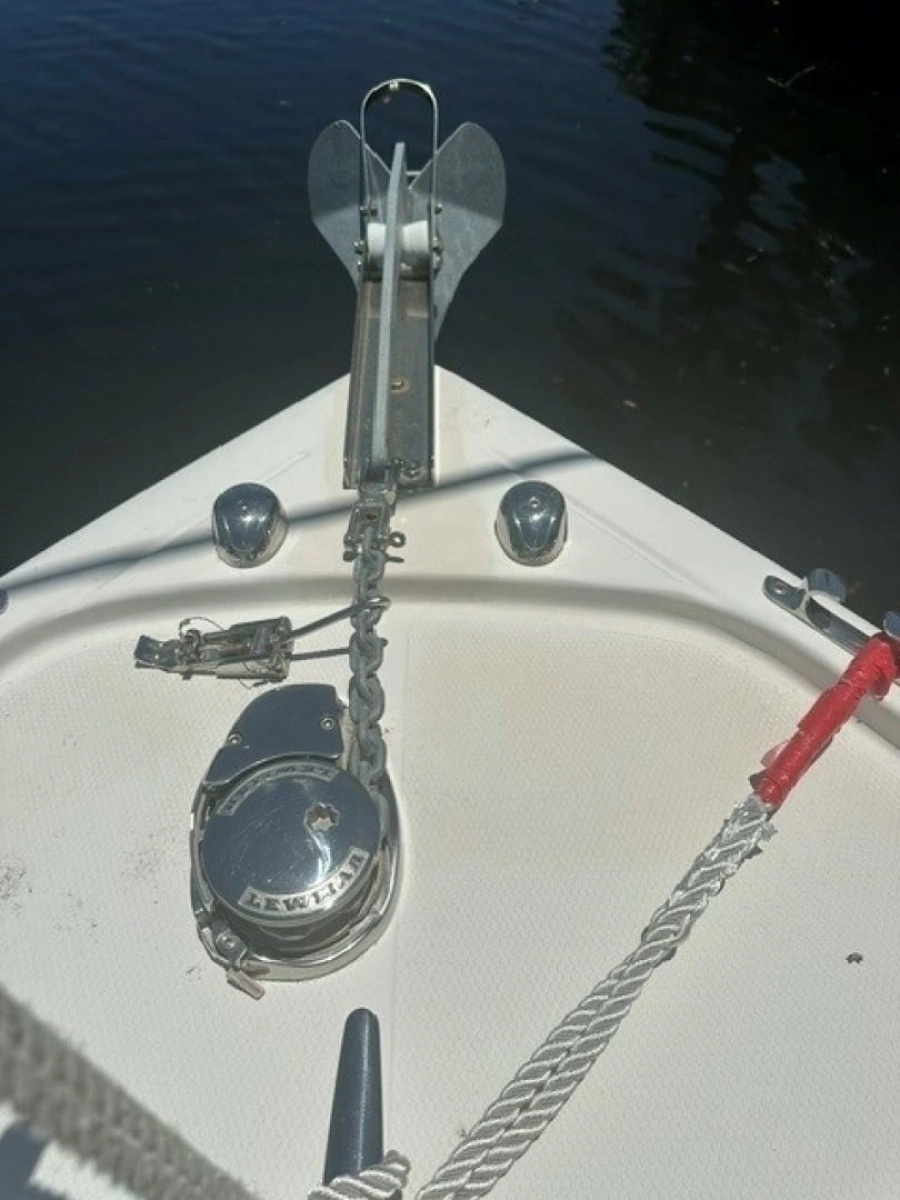 2018 Mako 284