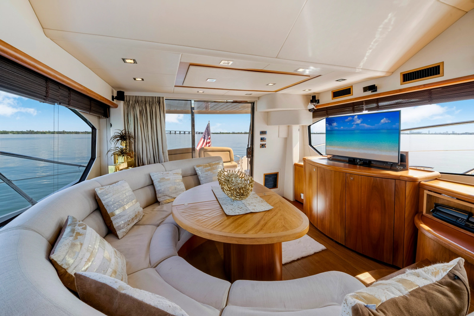 2011 Sunseeker Manhattan 52