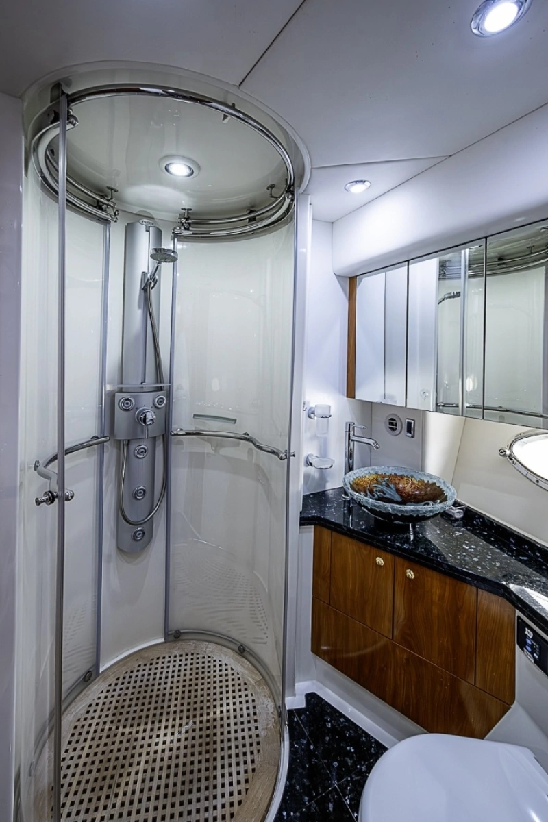 Sunseeker 62 EAGLE II - Head