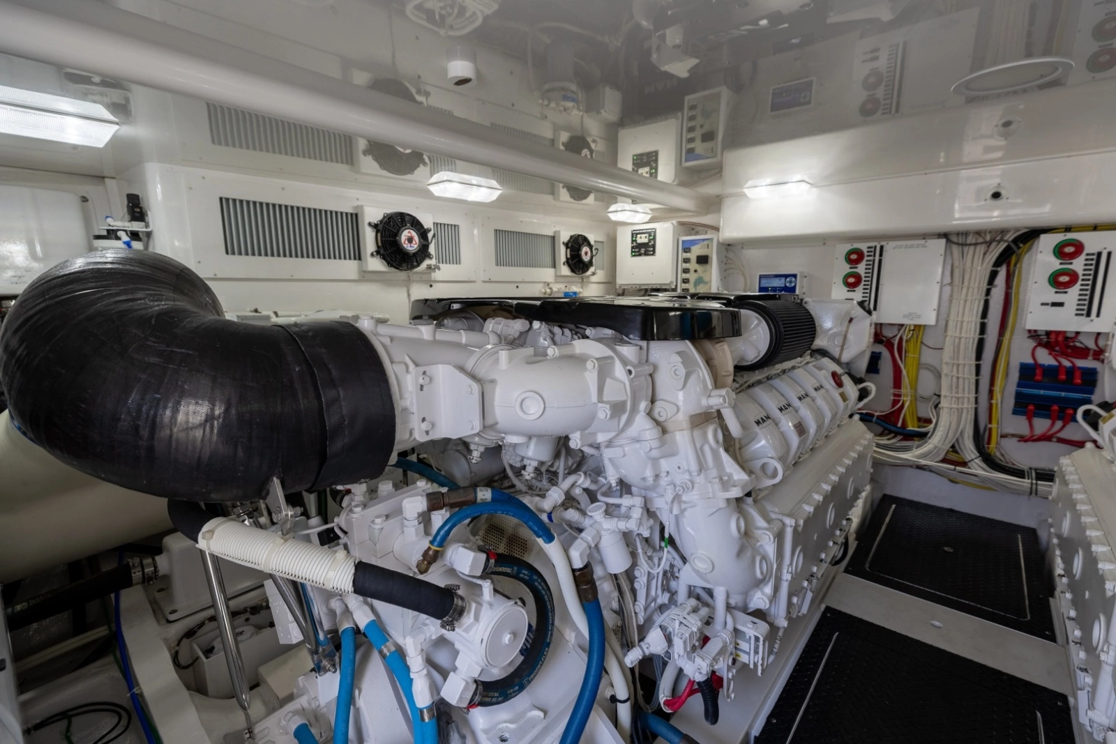 2018 52 Viking Sport Tower Wild Eagle Engine Room (4)