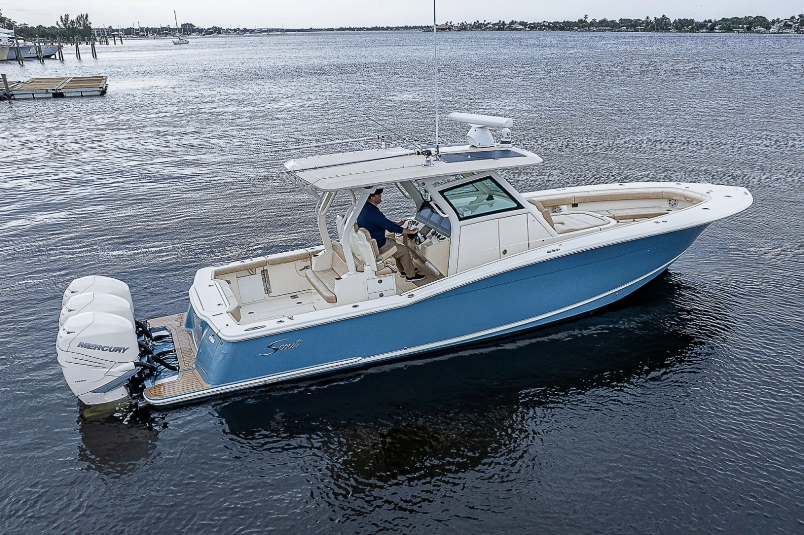 Scout 35 - WOLVERINE - Exterior Profile