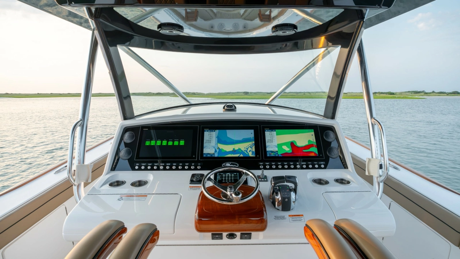 Helm Station with Advanced Navigation