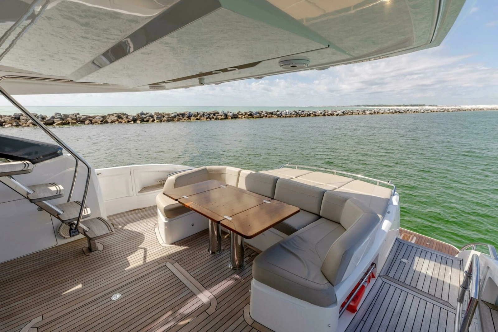CREWSZING 65ft Princess Yacht For Sale