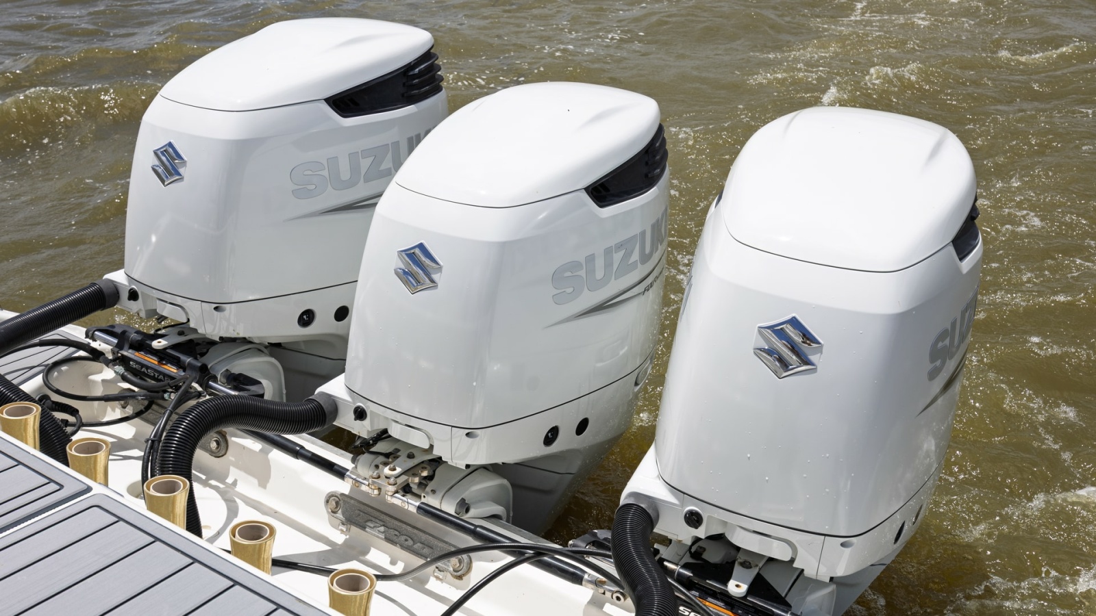 Triple Suzuki Outboard Engines