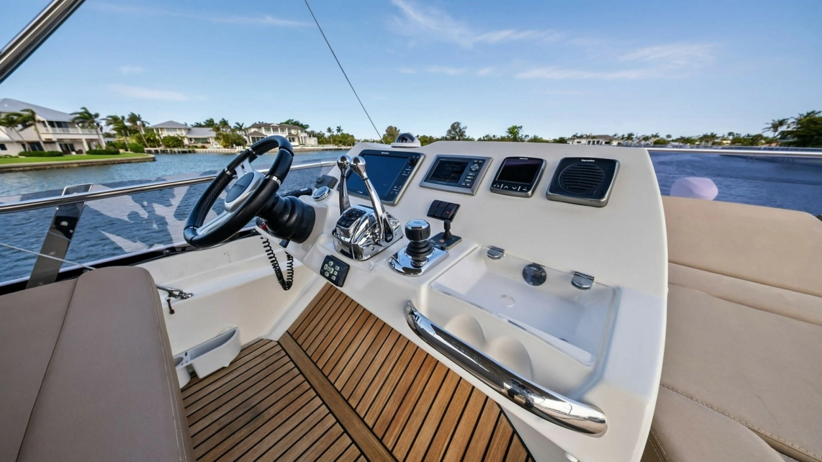 2015 Prestige 550 'Legacy'