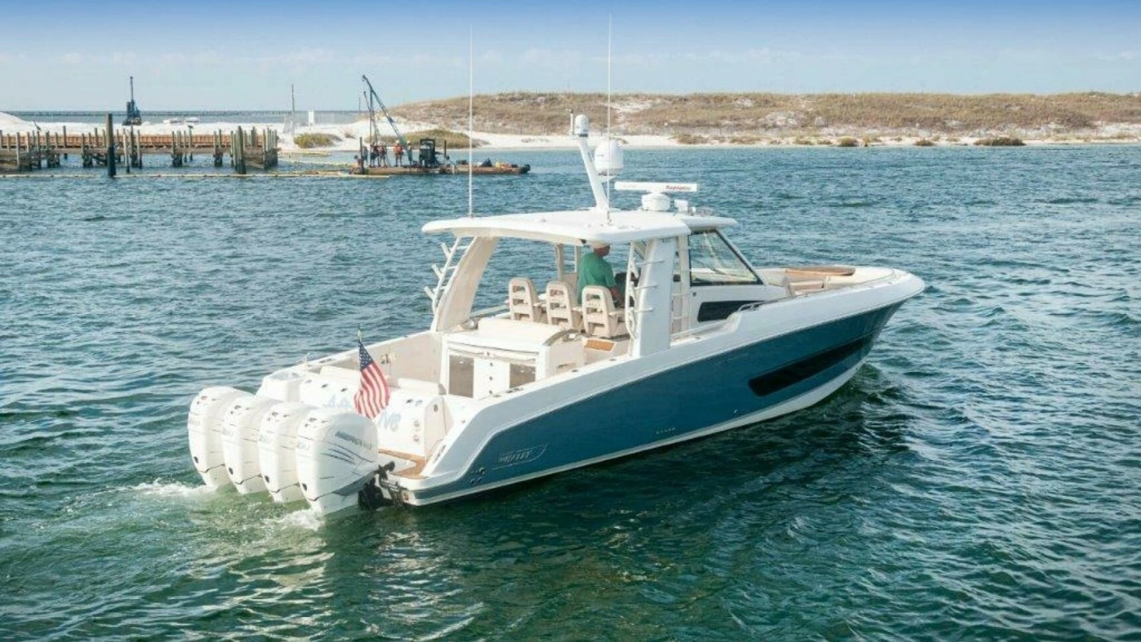 2018 42 Boston Whaler 420 Outrage The Tyder II Engines (3)