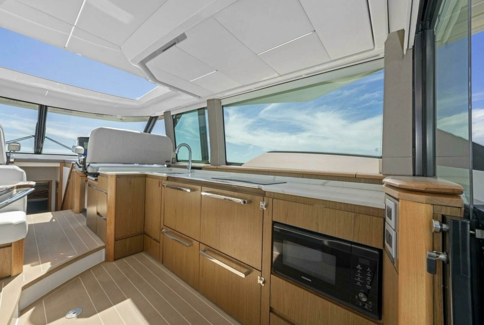 2023 Tiara Yachts EX 60