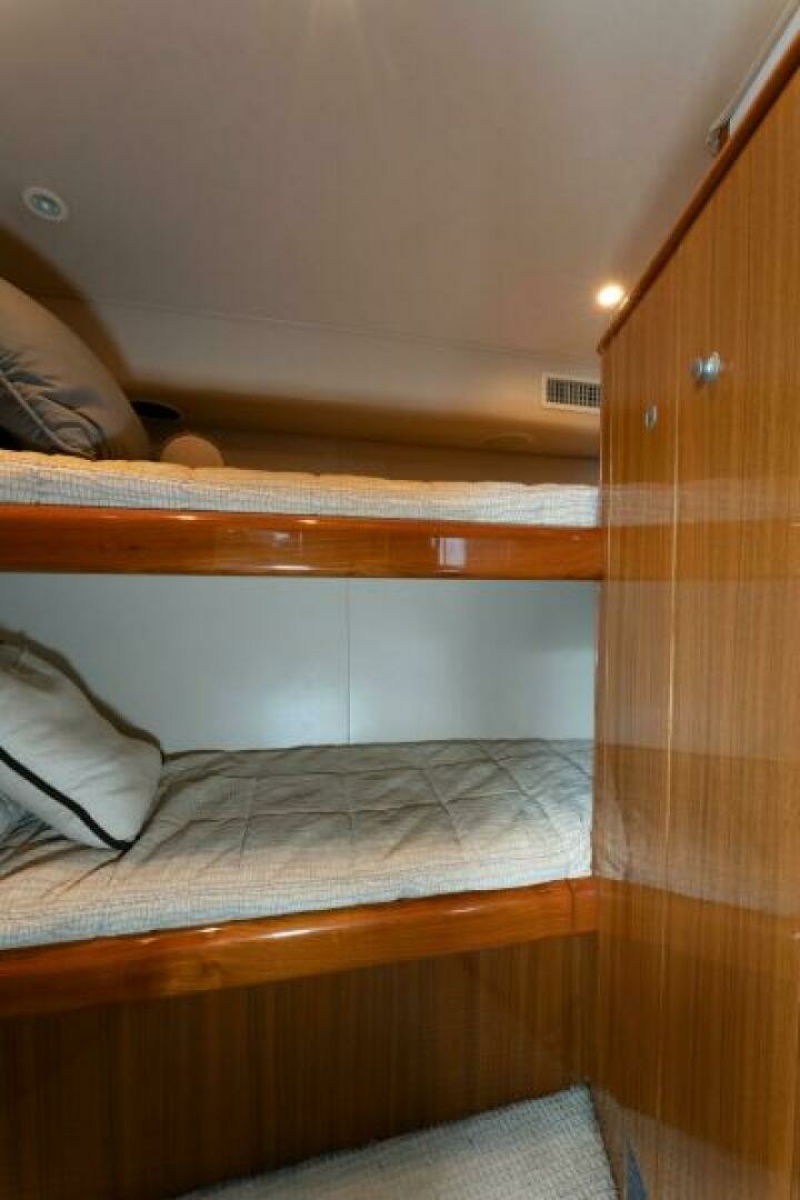 45' 2009 Viking 45 Open