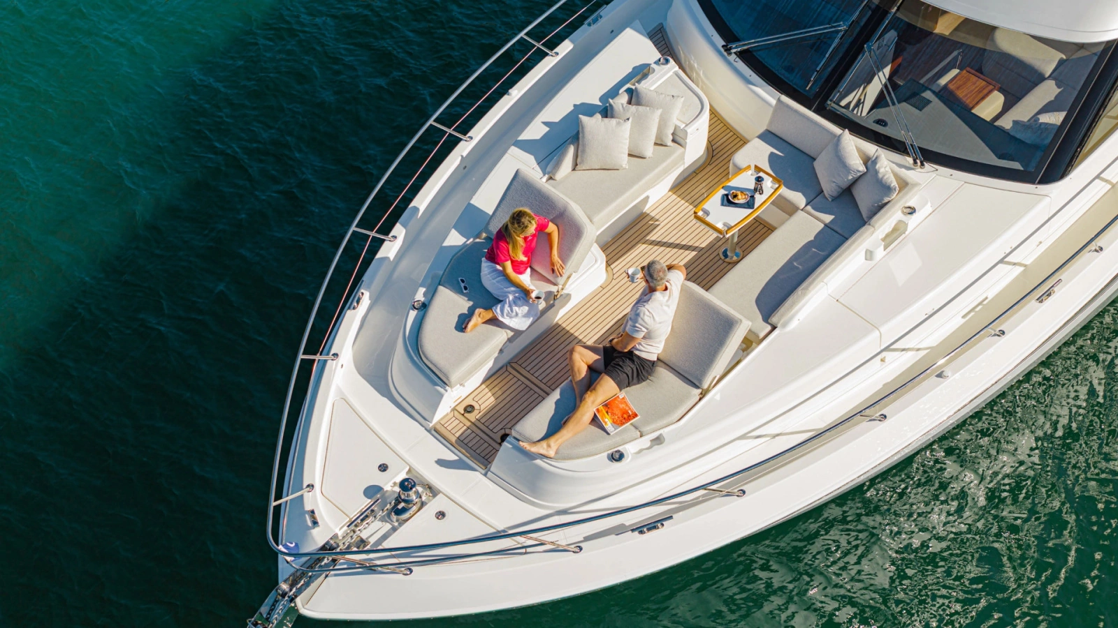 6200 SPORT YACHT 62ft Riviera Yacht For Sale