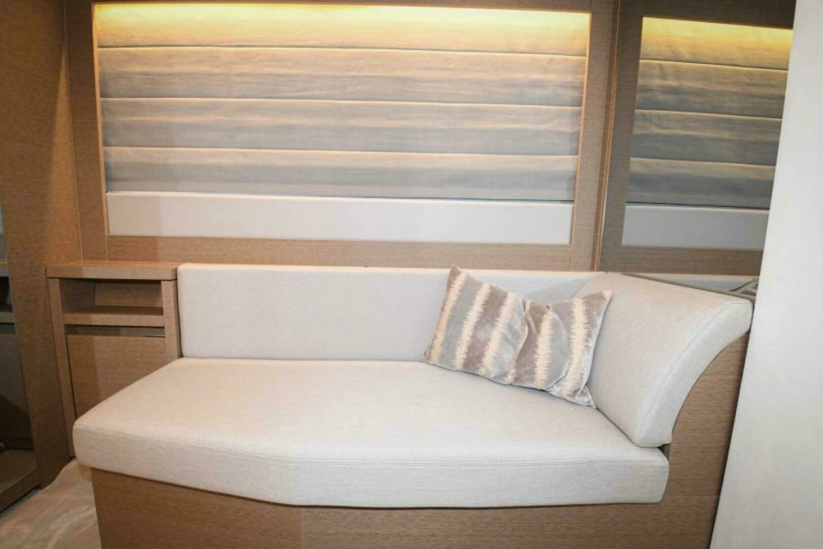 2023 52 Prestige Flybridge - Master Stateroom
