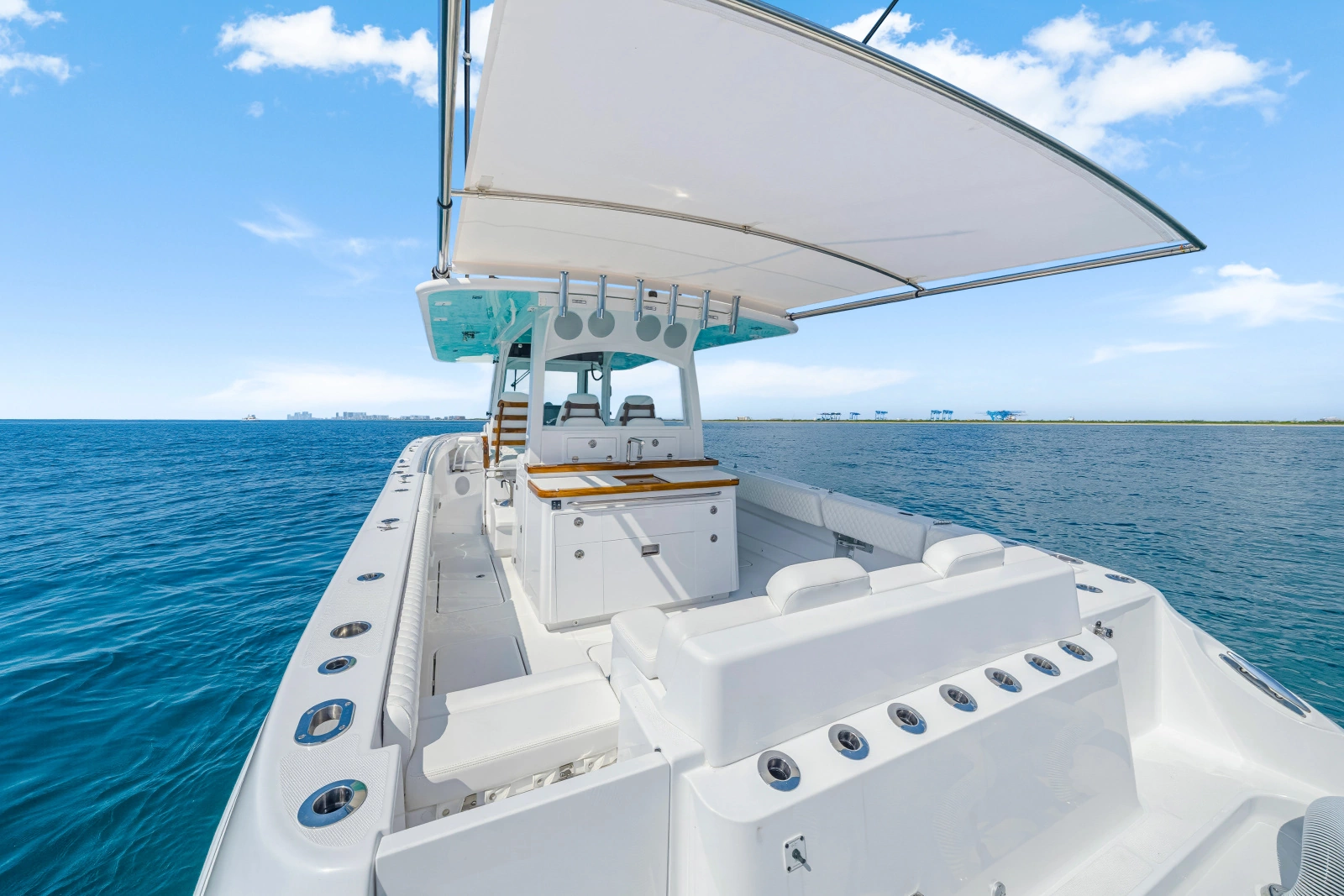 42ft HCB Yacht For Sale