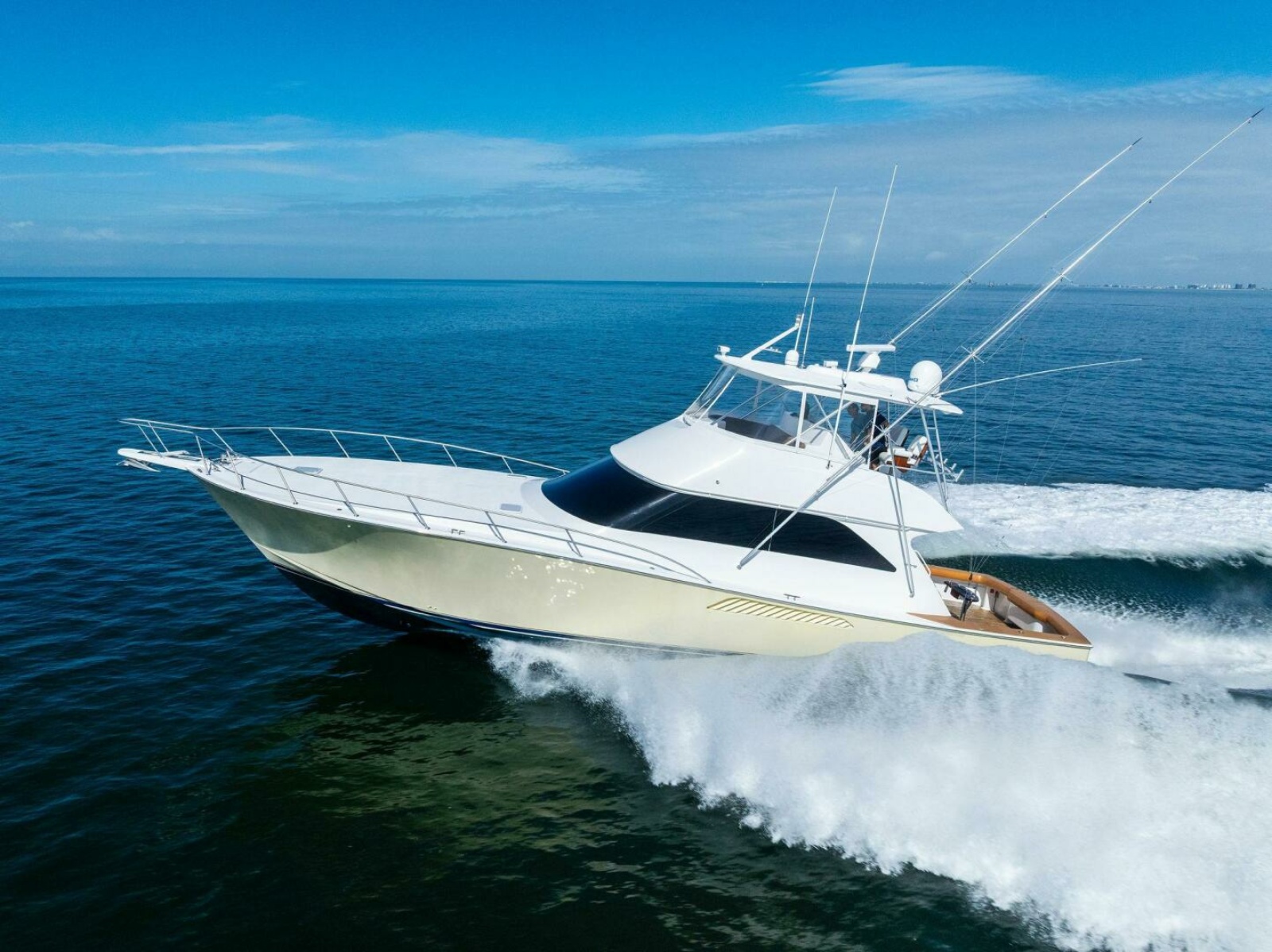 56' 2006 Viking 56 Convertible
