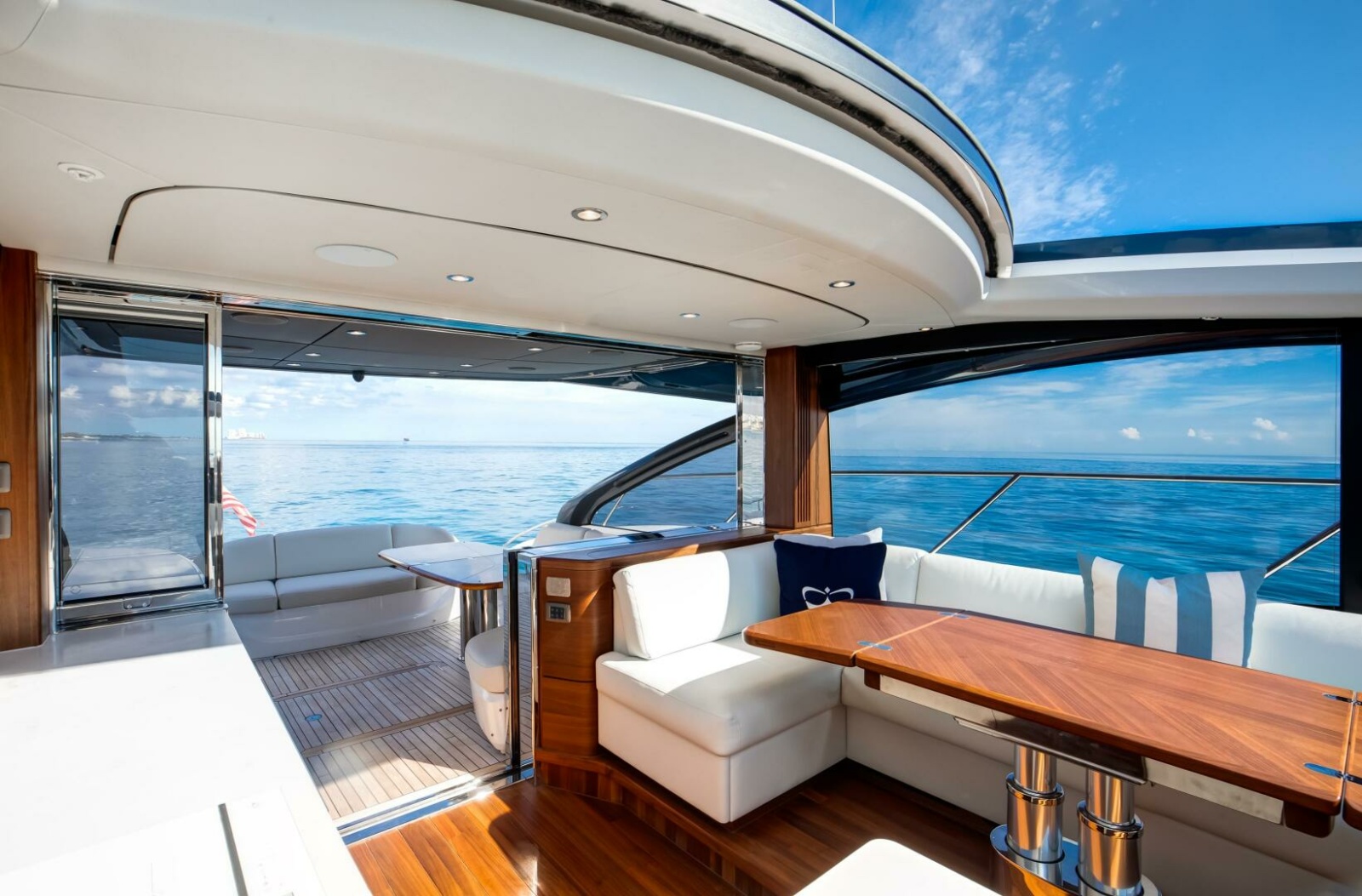 Princess V55 - Mermoo Too - Dinette