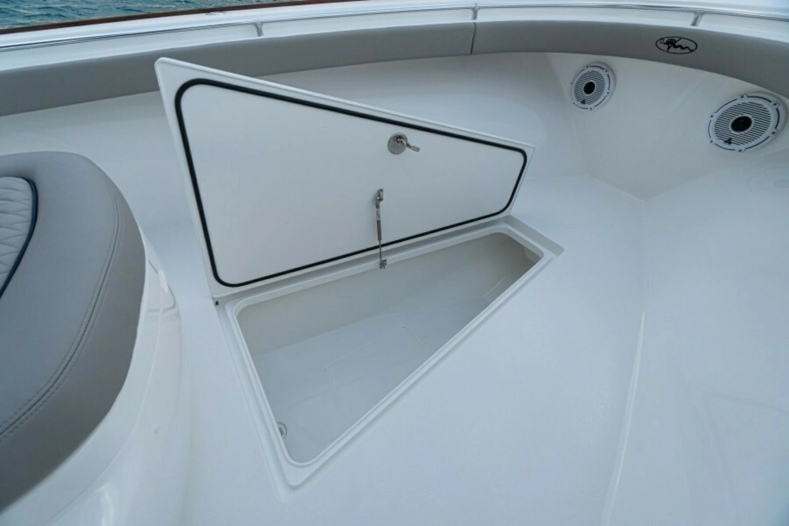 New V-33 Valhalla Boatworks Center Console