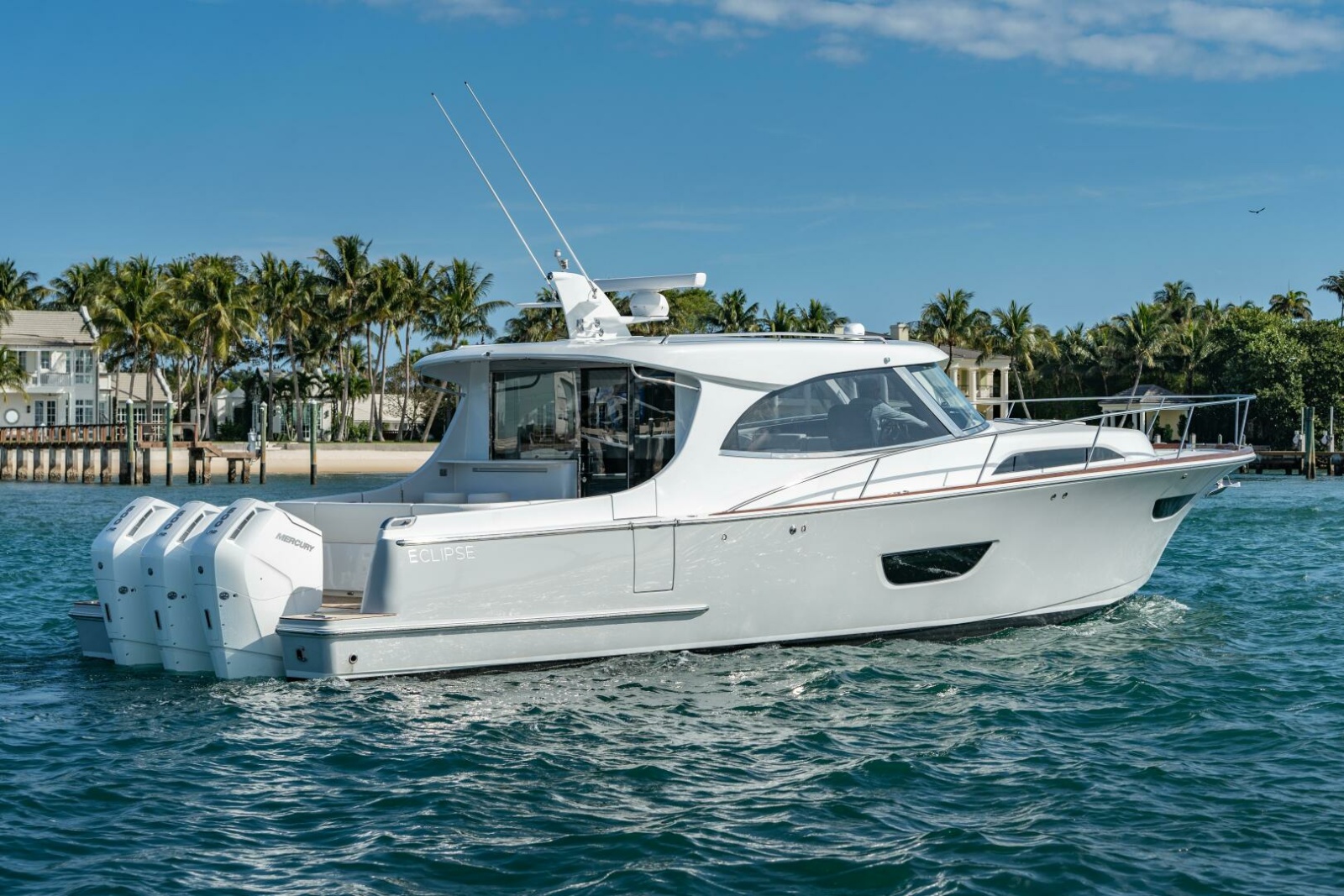 ECLIPSE 505 Shadow -