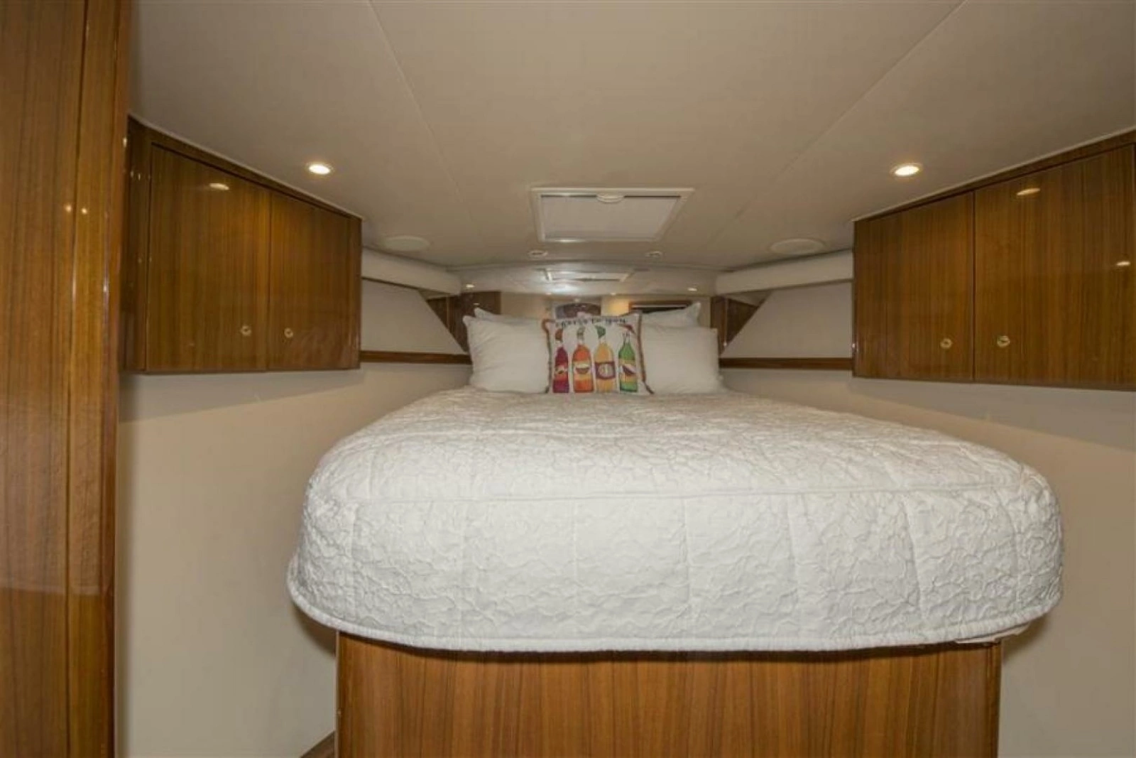 2008 Viking 52 Sport Coupe She's All Hooked Up