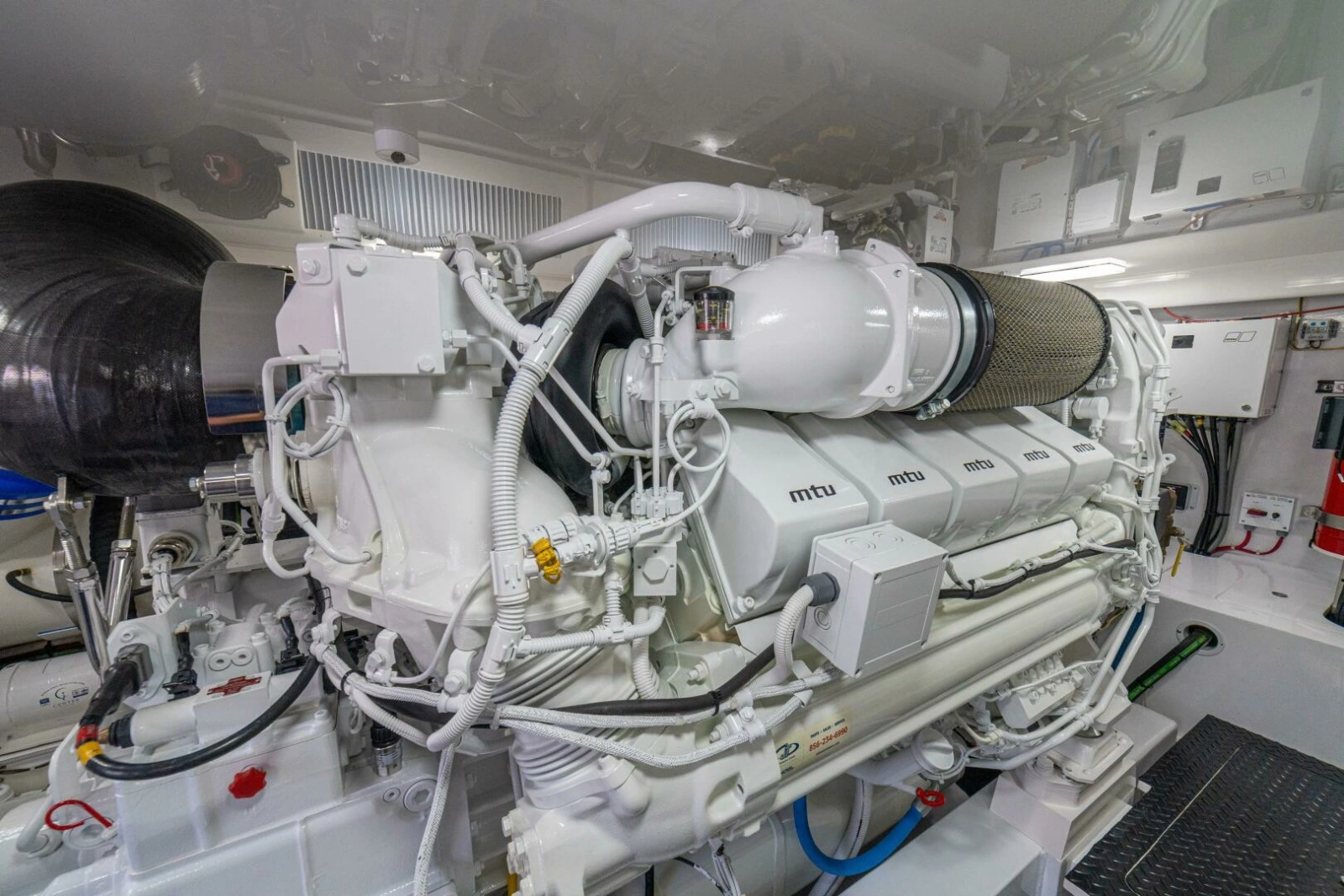 2025 Viking 58 Convertible photo 45