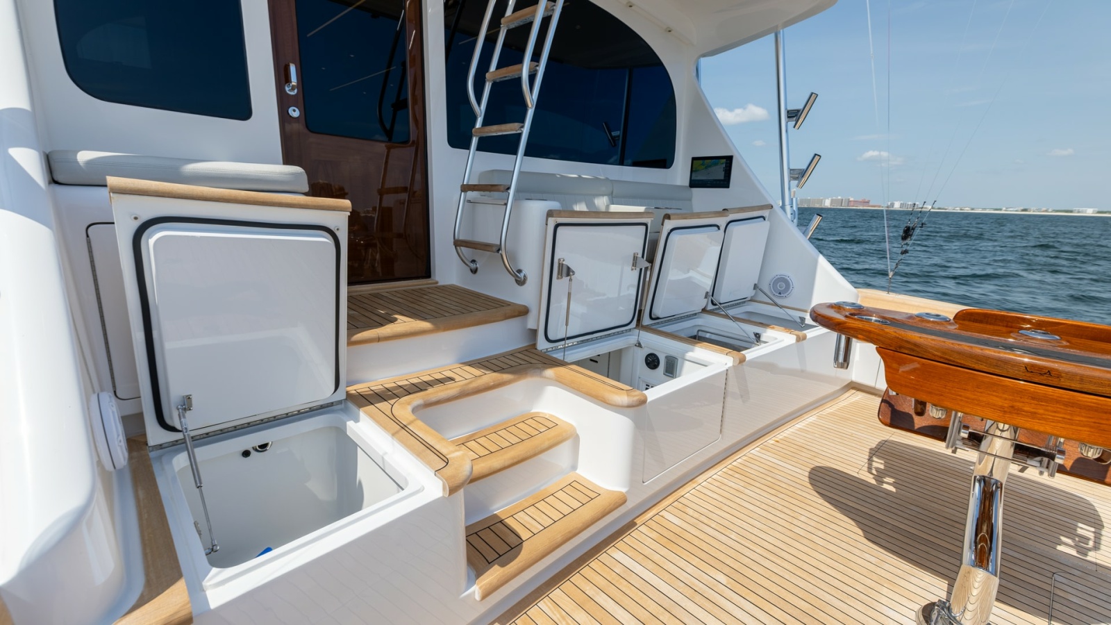 Aft Deck with Storage and Seating