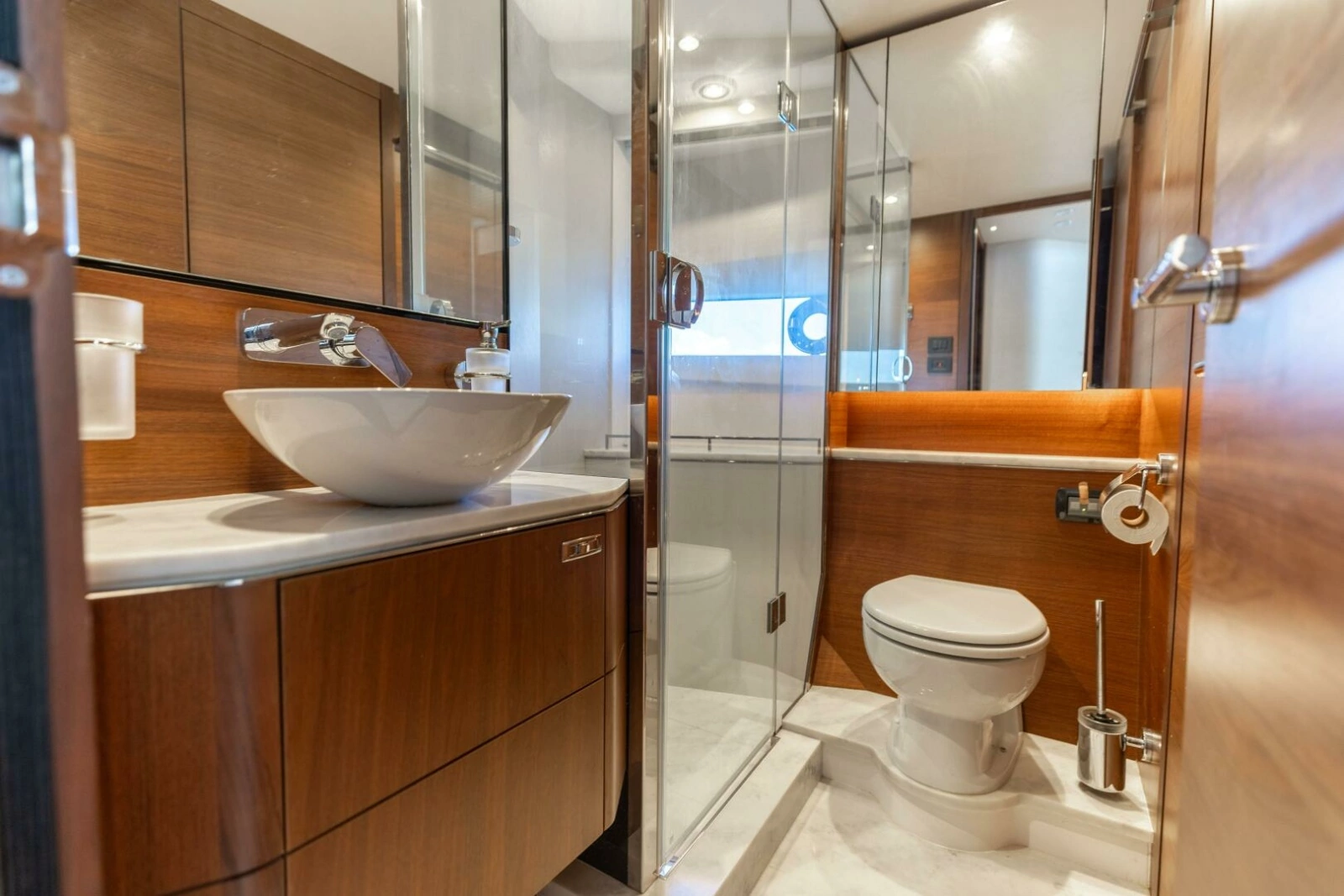 2019 Princess S65 photo 47