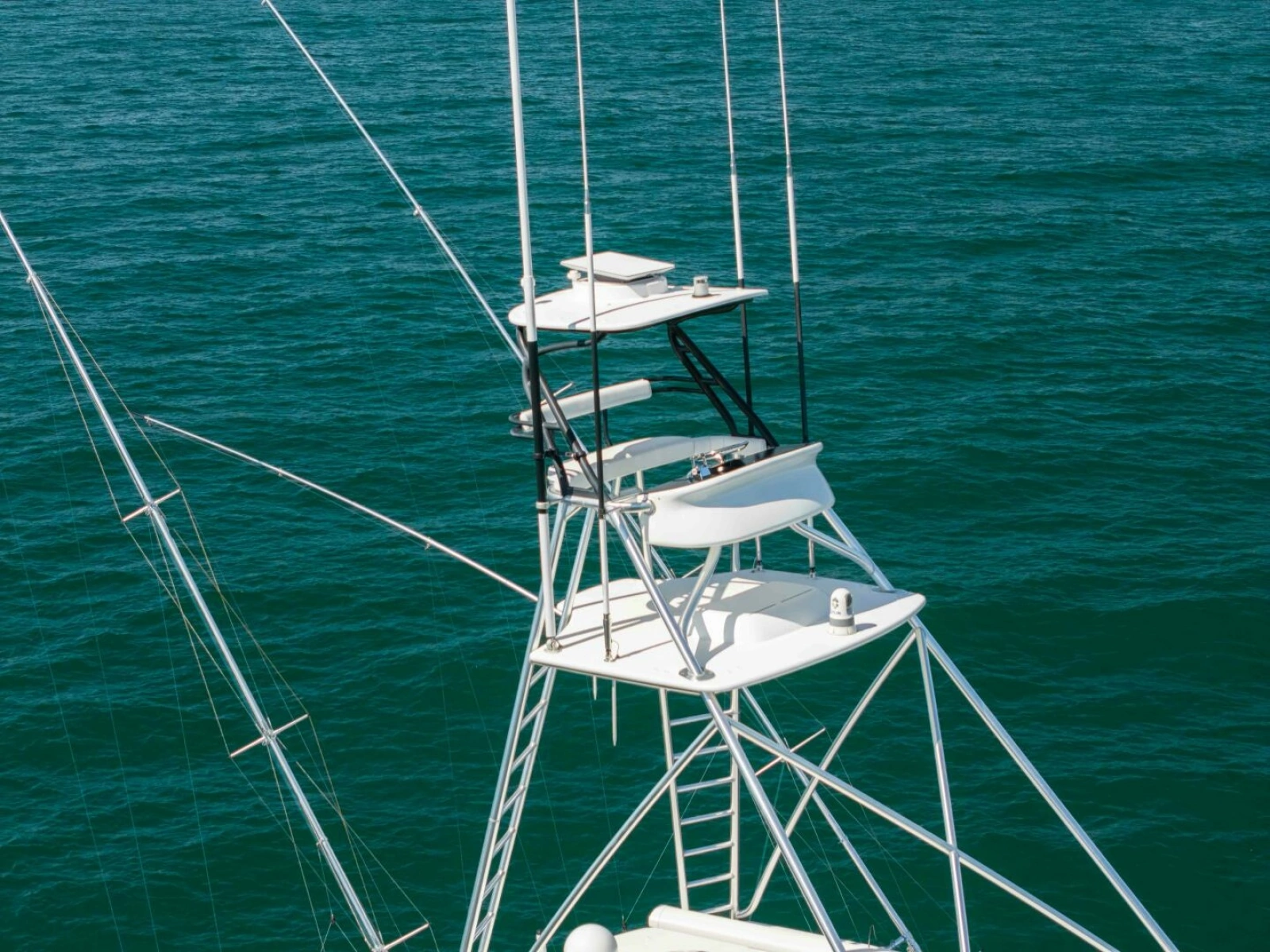 2013 Viking 76 Convertible photo 88