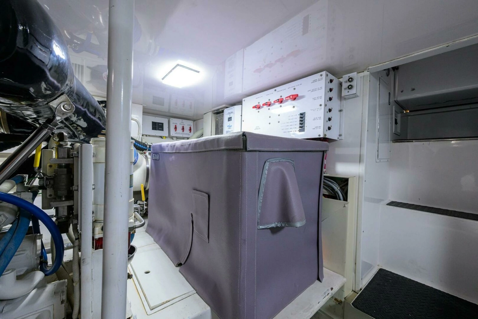 Viking 56 MATTER OF TIME - Engine Room