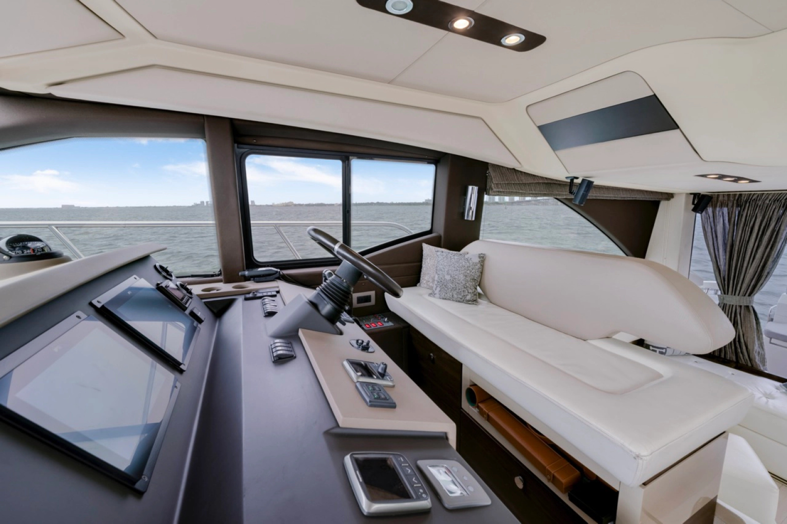 2016 Azimut 50 Fly