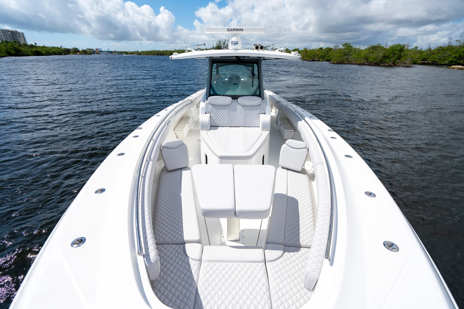 42 Lujo 42ft HCB Yacht For Sale