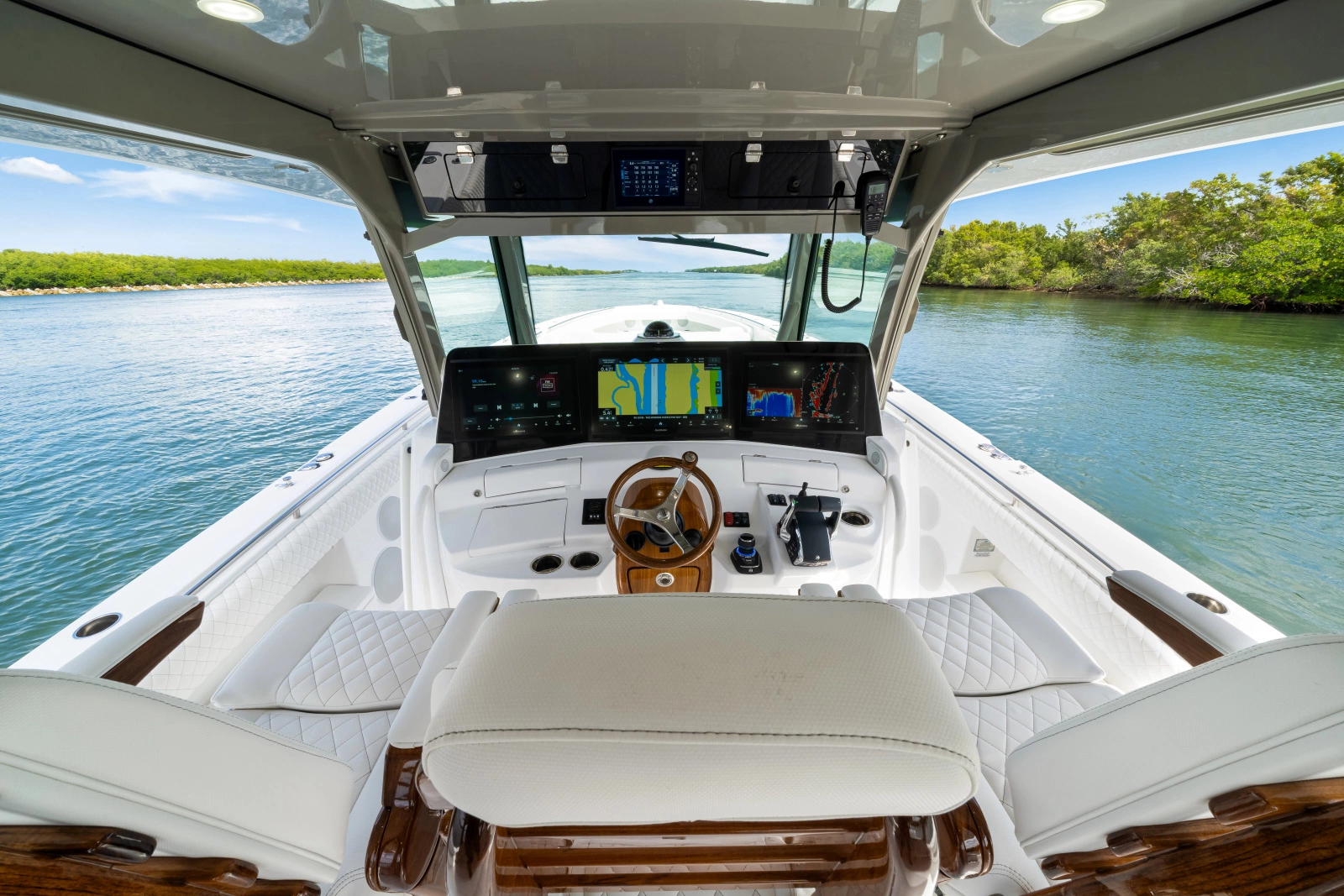 53 Suenos RXV 53ft HCB Yacht For Sale