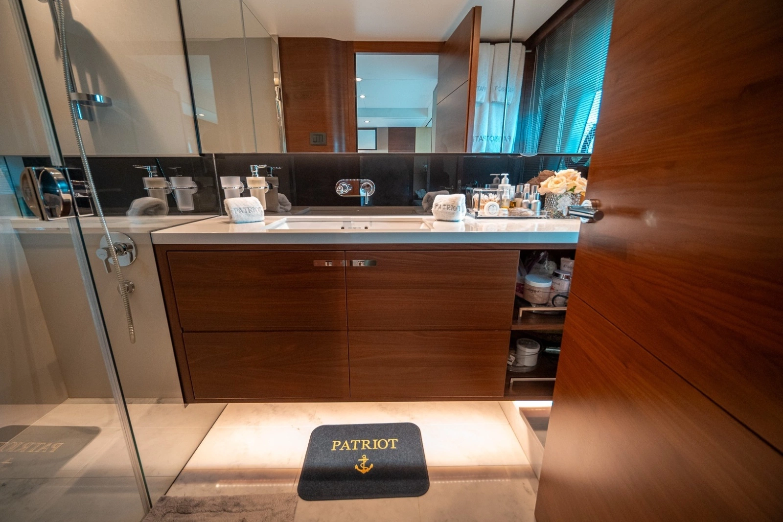 2017 Princess 68 Flybridge