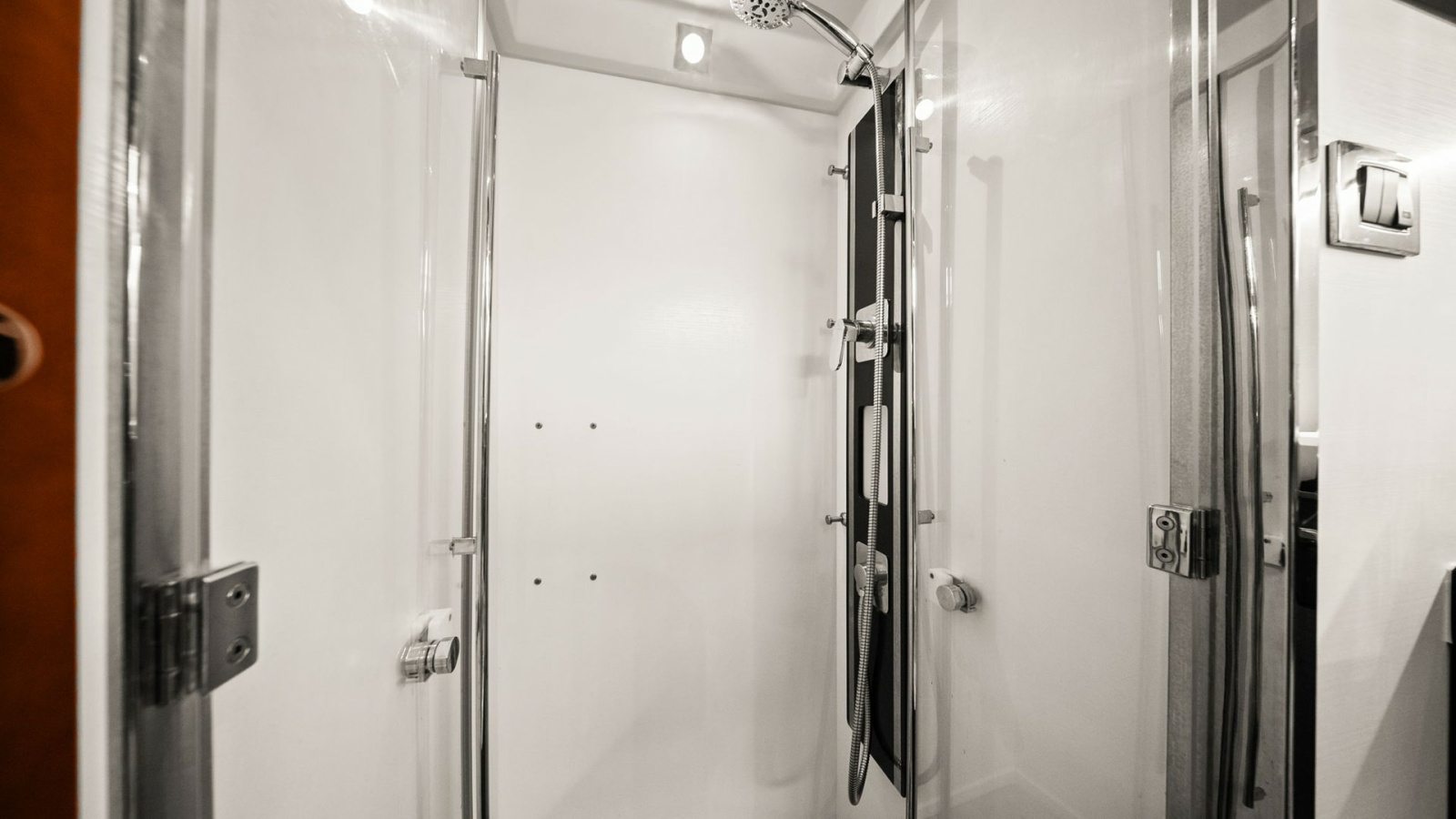 Elegant Enclosed Shower Space
