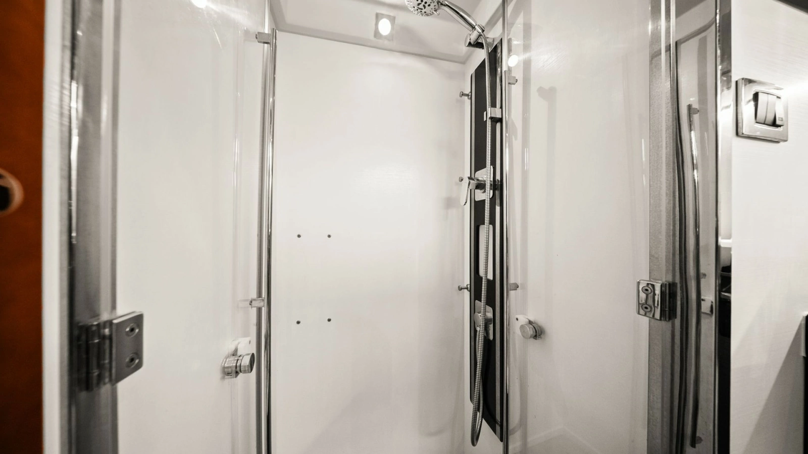 Elegant Enclosed Shower Space