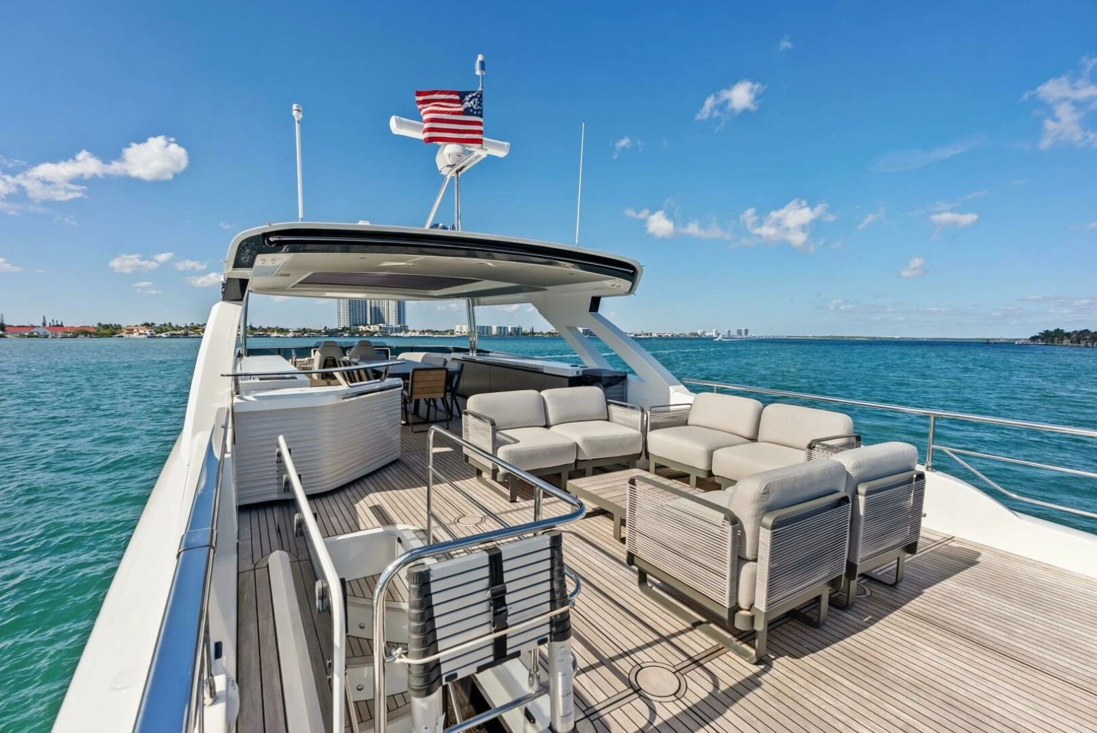 Fantasy Girl 75ft Absolute Yacht For Sale