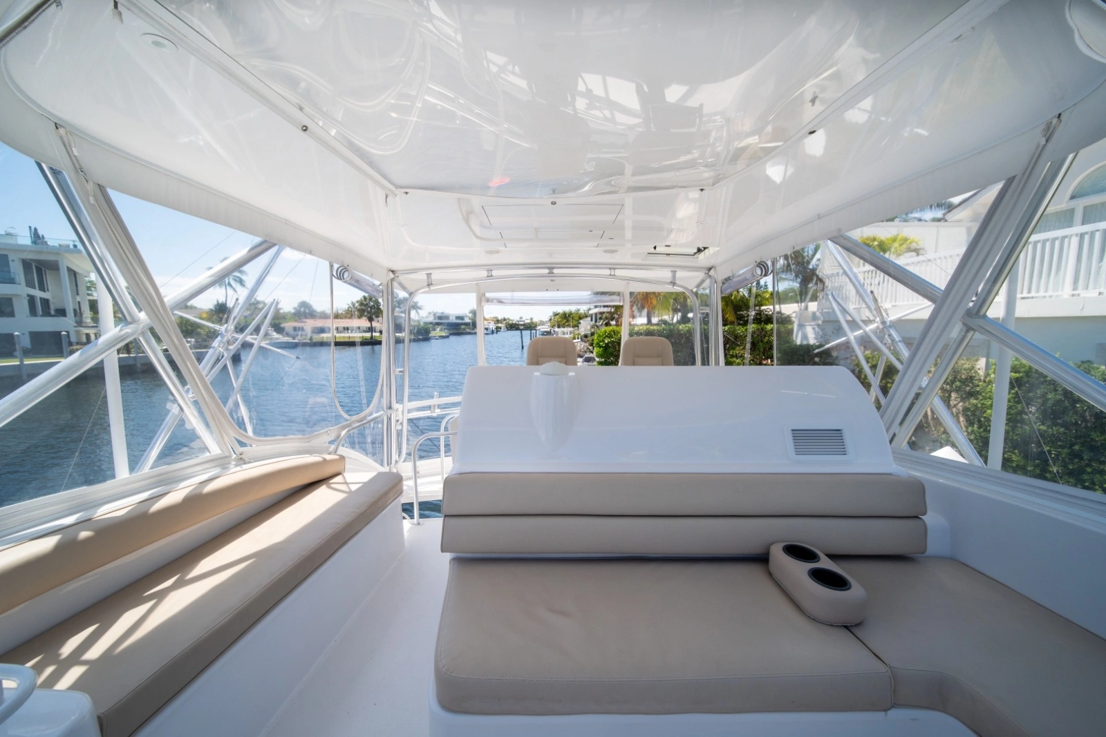 2017 Hatteras 54 GT