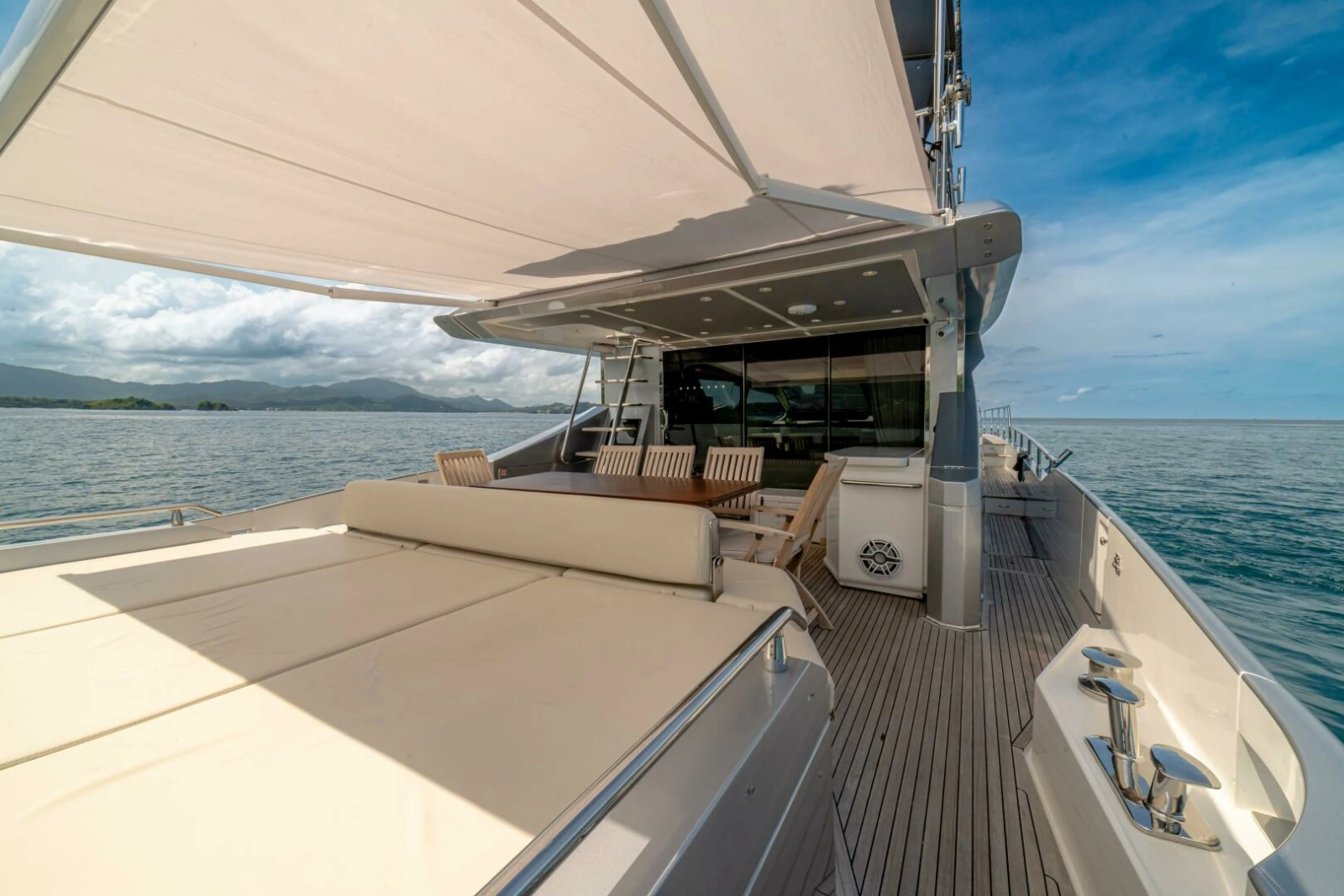 2017 Azimut 77 "Carpe Diem"