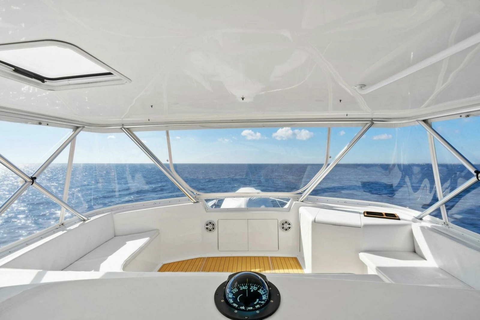 2002 Viking 65 Convertible photo 58