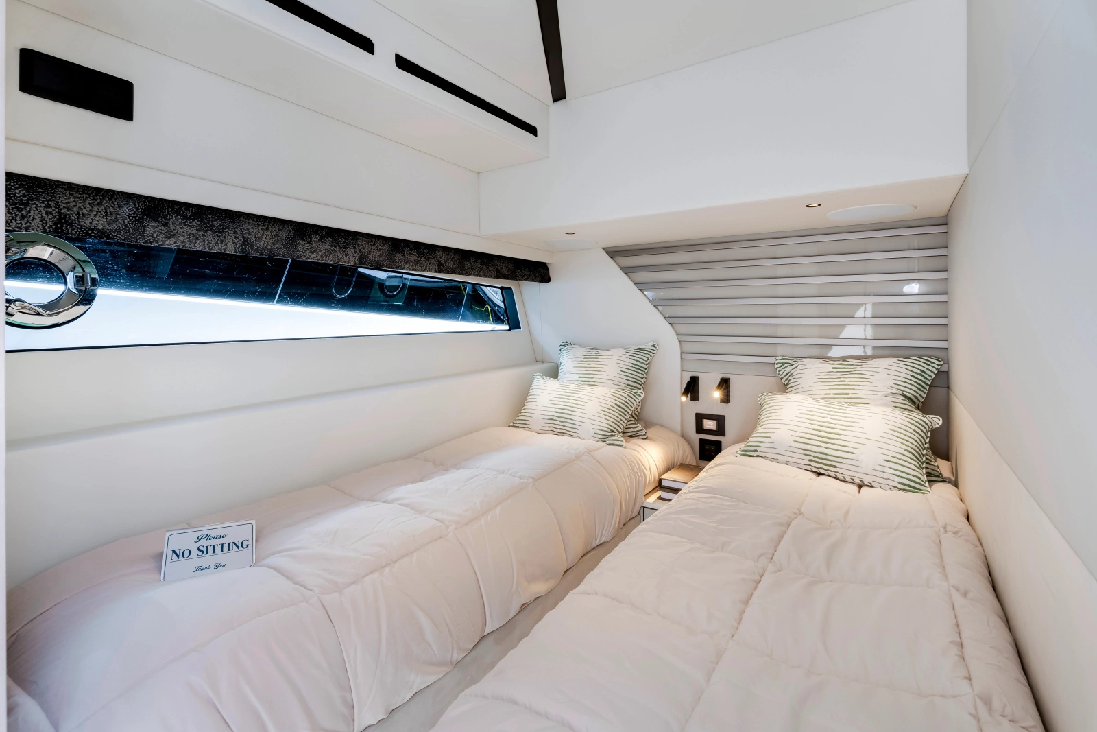 PREDATOR 55 55ft Sunseeker Yacht For Sale
