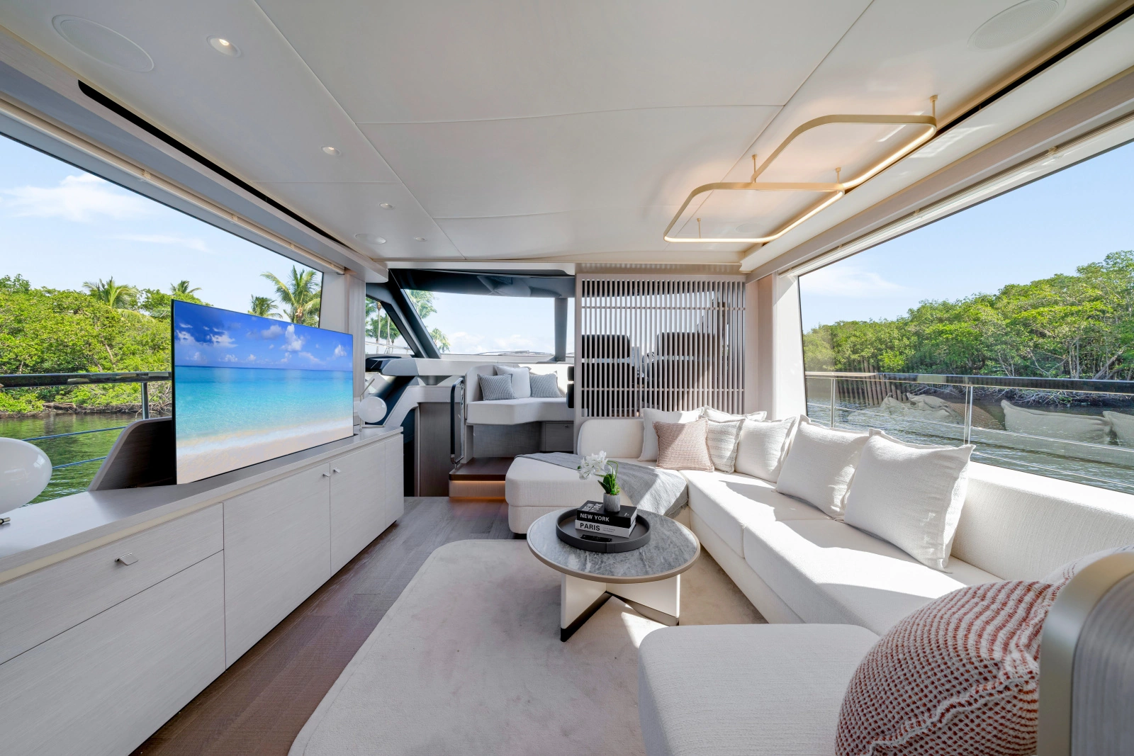 70 FLY 70ft Absolute Yacht For Sale