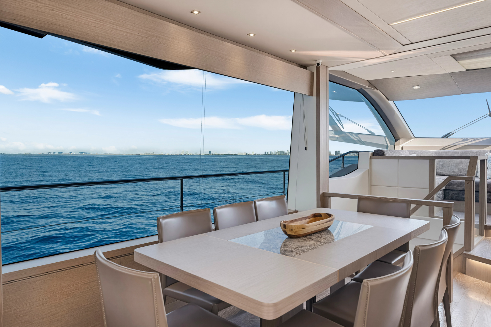 2020 Sunseeker 76 Yacht