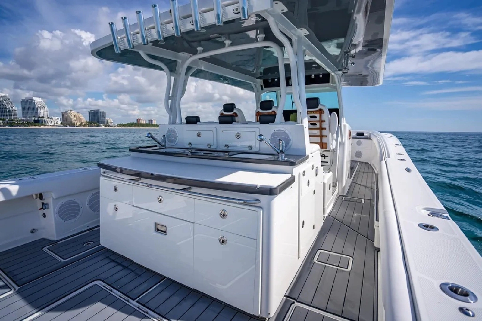 2019 HCB 53 Suenos