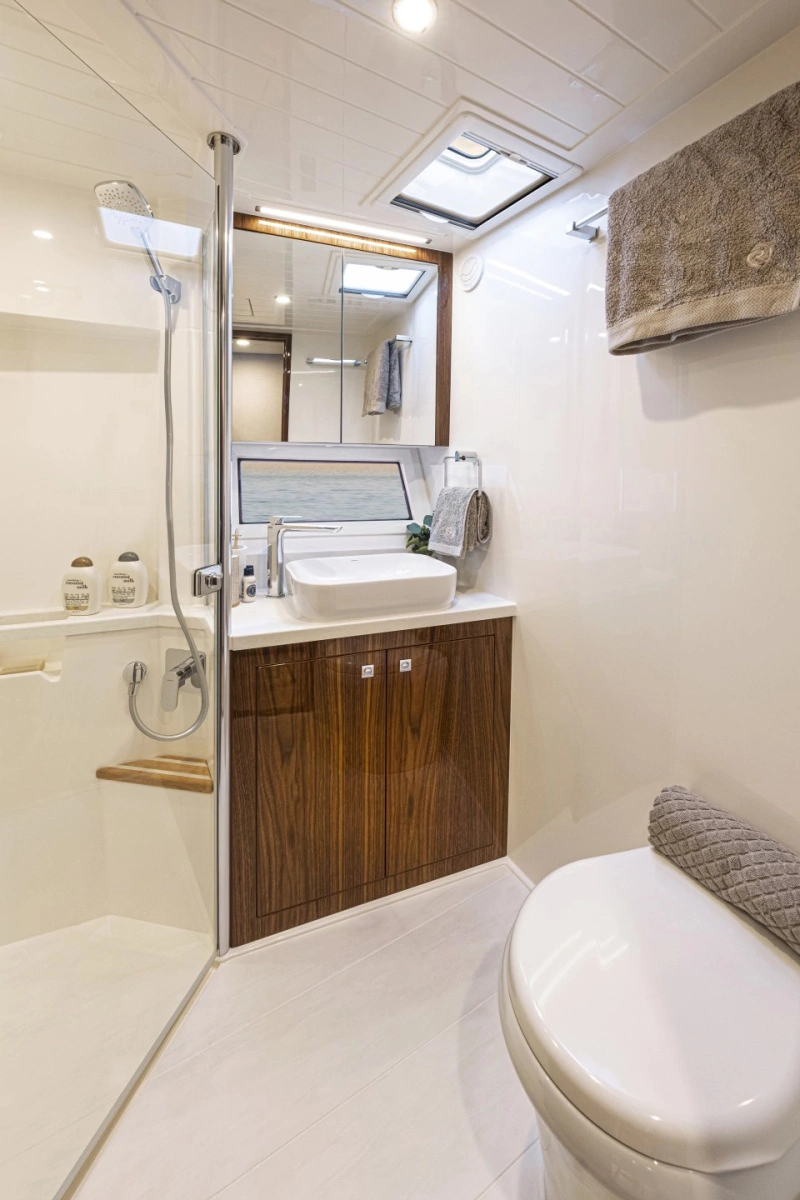 465 SUV 46ft Riviera Yacht For Sale