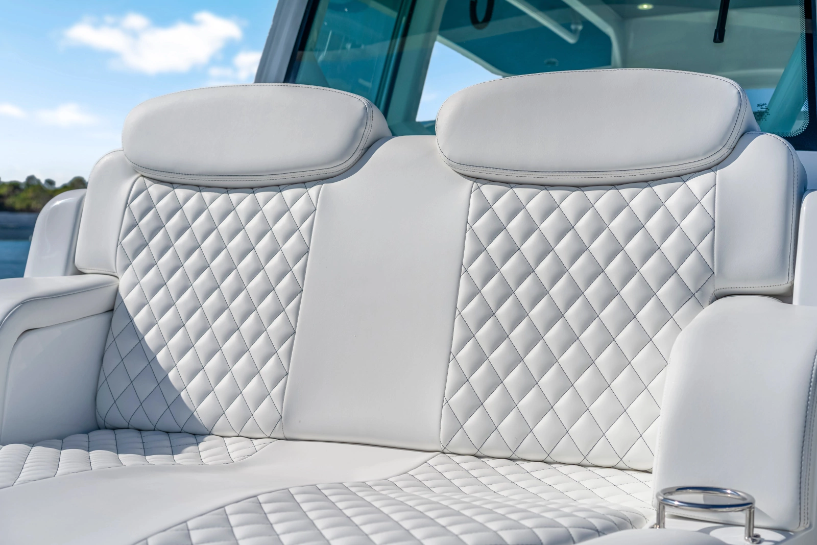 42ft HCB Yacht For Sale