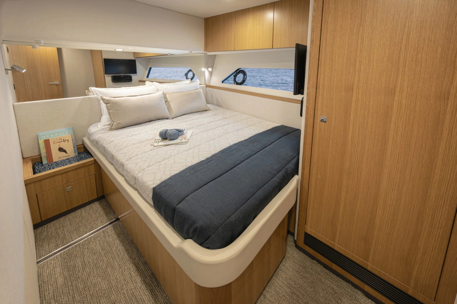 58 Sports Motor Yacht 58ft Riviera Yacht For Sale