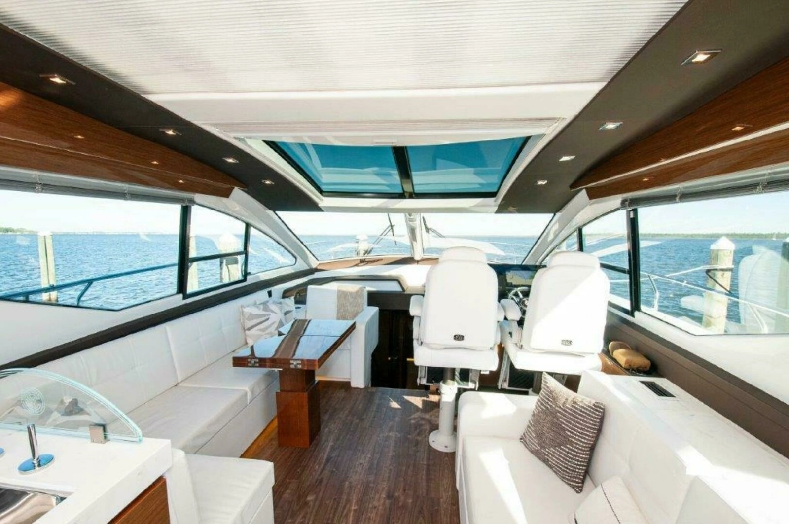 2020 Cruisers Yachts- HARPER BELL- Salon