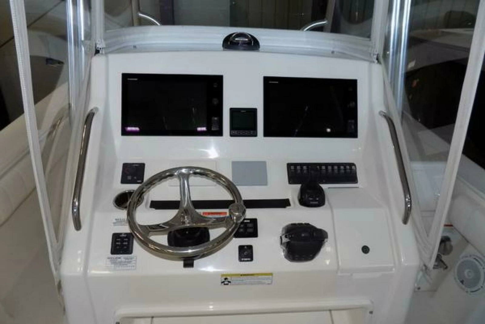 Regulator 34 - WIN PER DAY - Helm Station Electronics