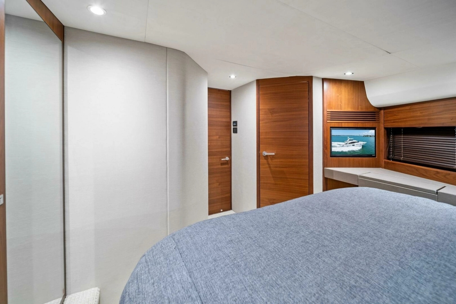 2015 Princess F60 - Forward Guest Stateroom