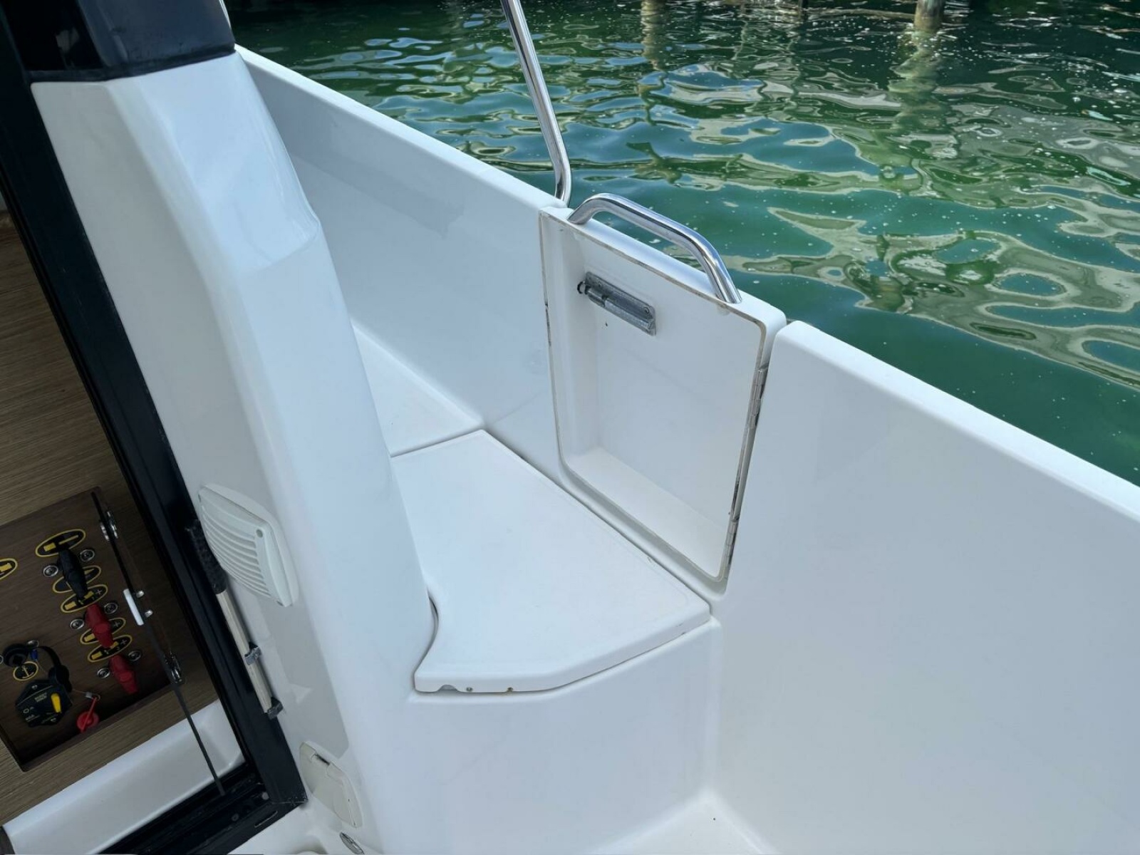 Jeanneau Knot Work'N- Deck Equipment