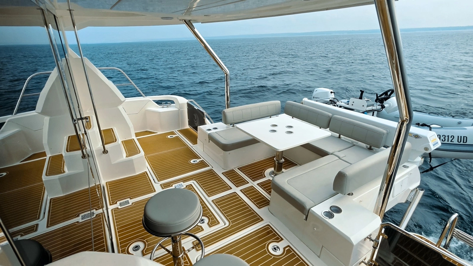 2023 Aquila 44 Catamaran- DOC-N-PILOT