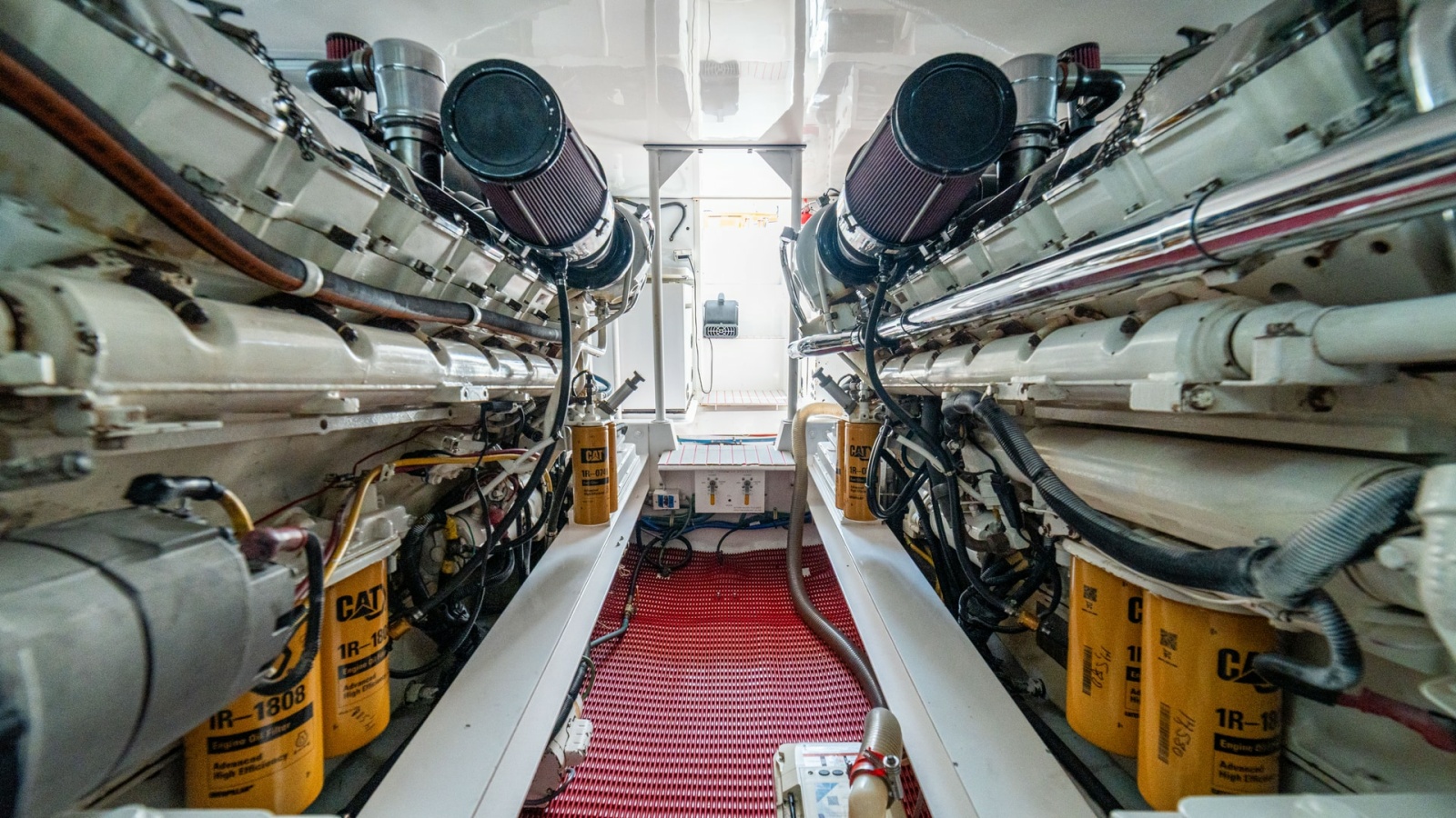 2001 Viking 61 Convertible- Caliente- Engine Room