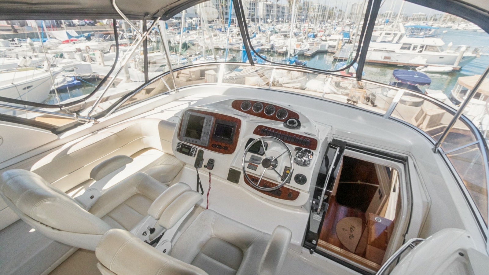 Flybridge Helm Station with Seating
